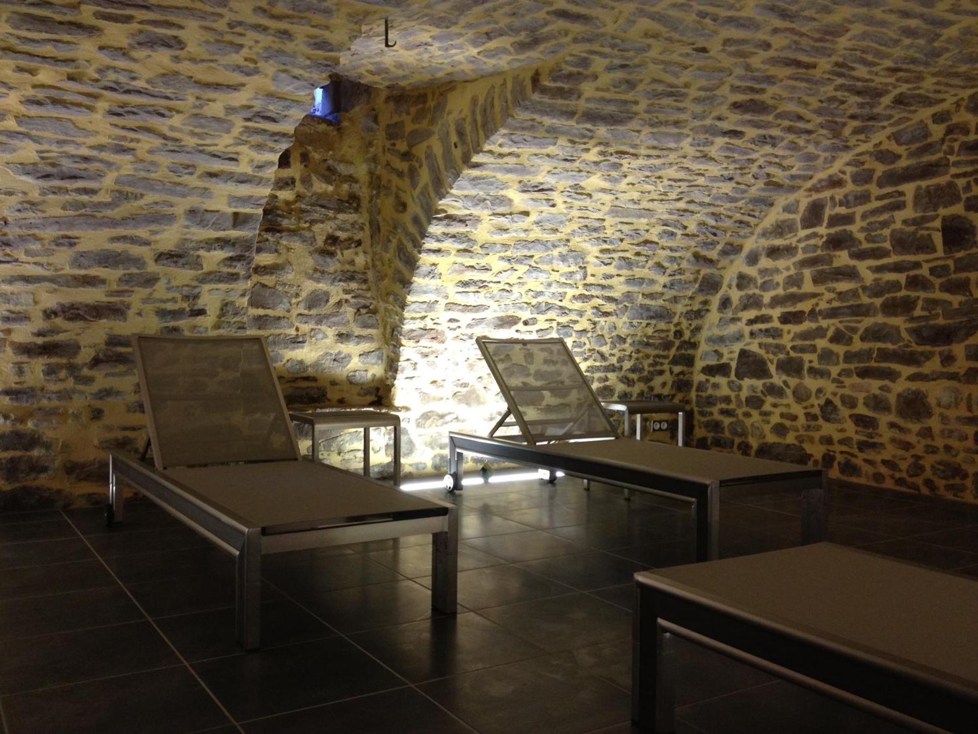 Le 1837 Aparthotel Saint-Affrique Buitenkant foto