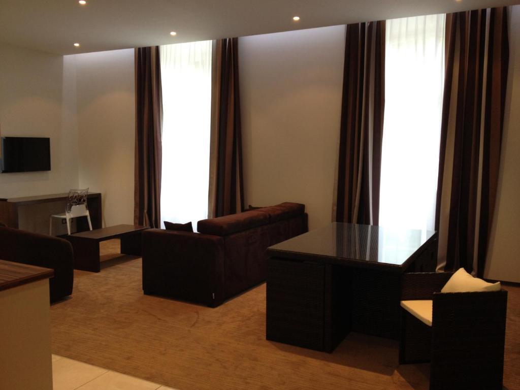 Le 1837 Aparthotel Saint-Affrique Kamer foto