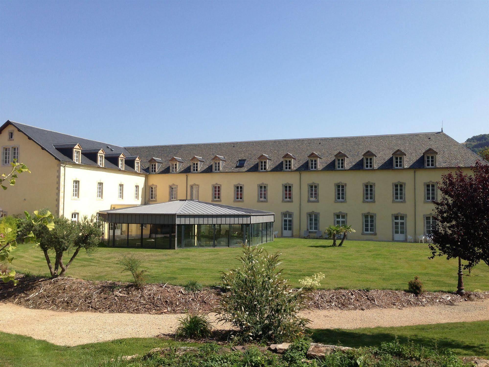 Le 1837 Aparthotel Saint-Affrique Buitenkant foto